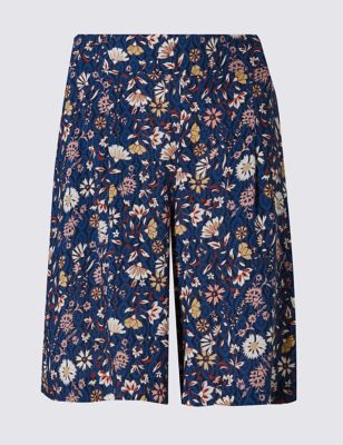 PETITE Floral Shorts